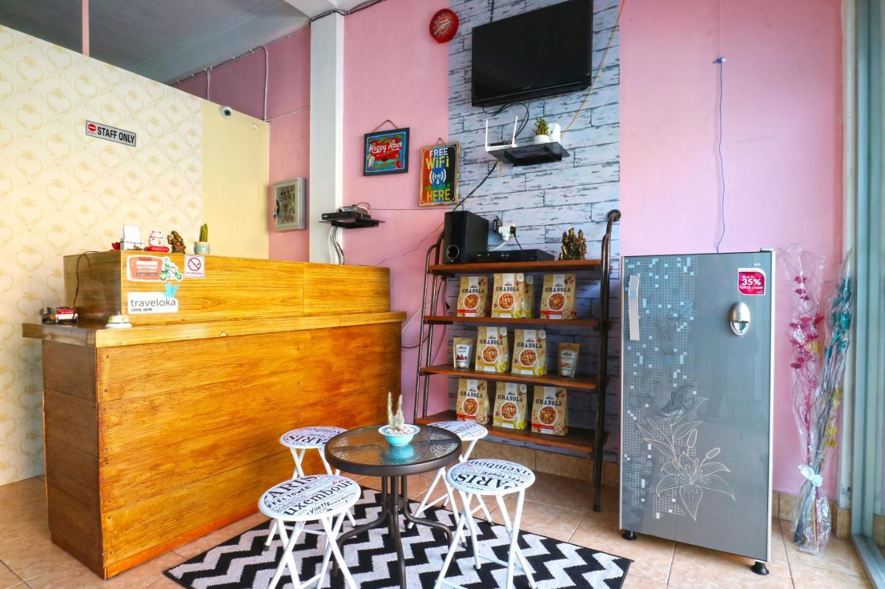 Balini 9 Hostel Denpasar Dış mekan fotoğraf