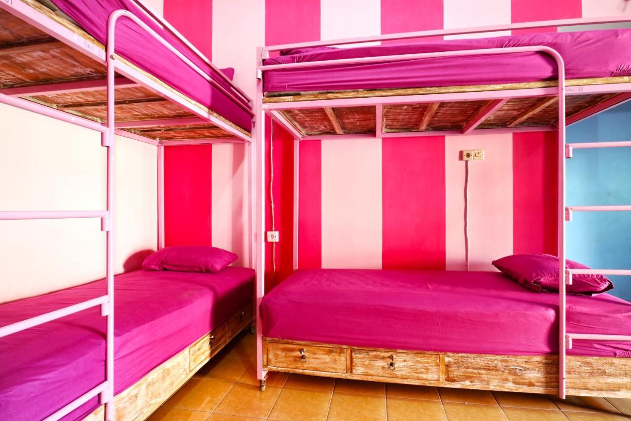 Balini 9 Hostel Denpasar Dış mekan fotoğraf