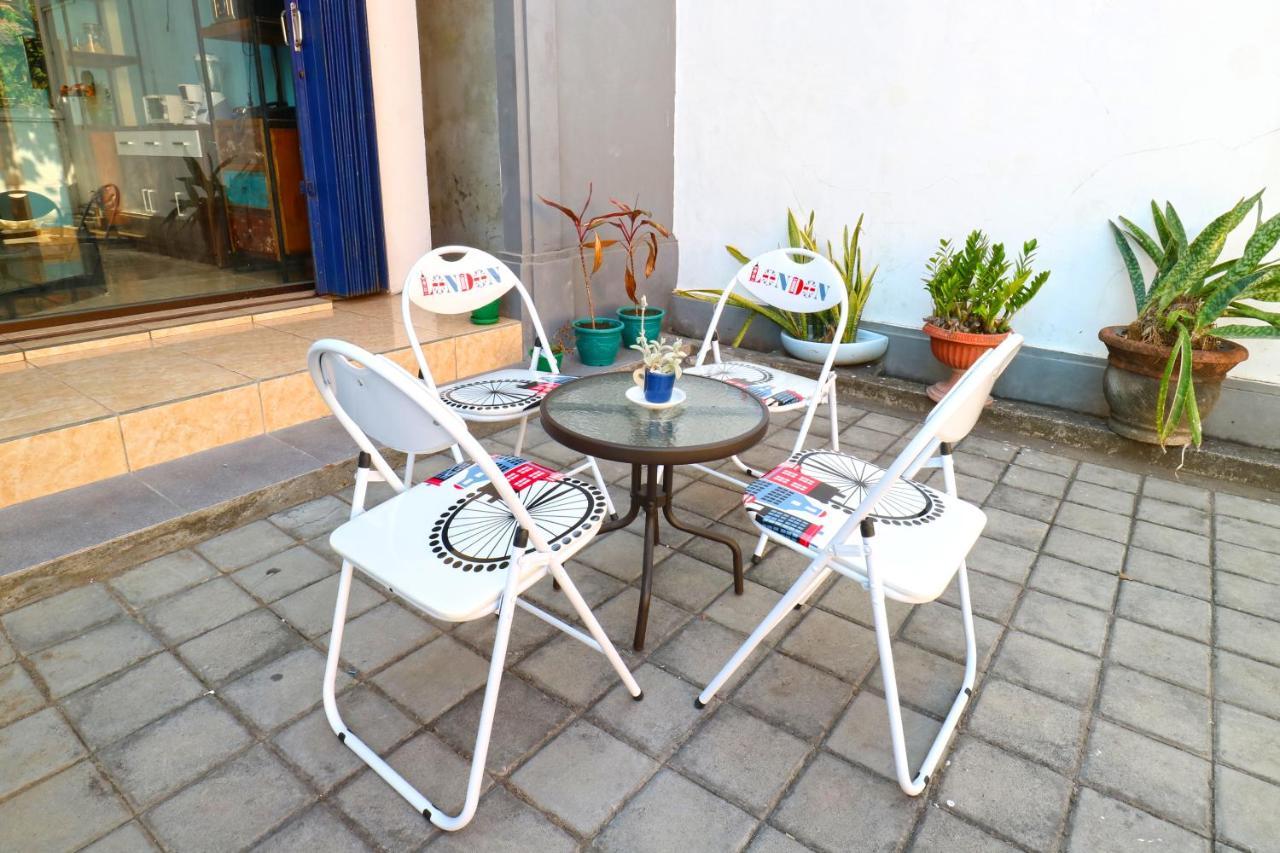 Balini 9 Hostel Denpasar Dış mekan fotoğraf