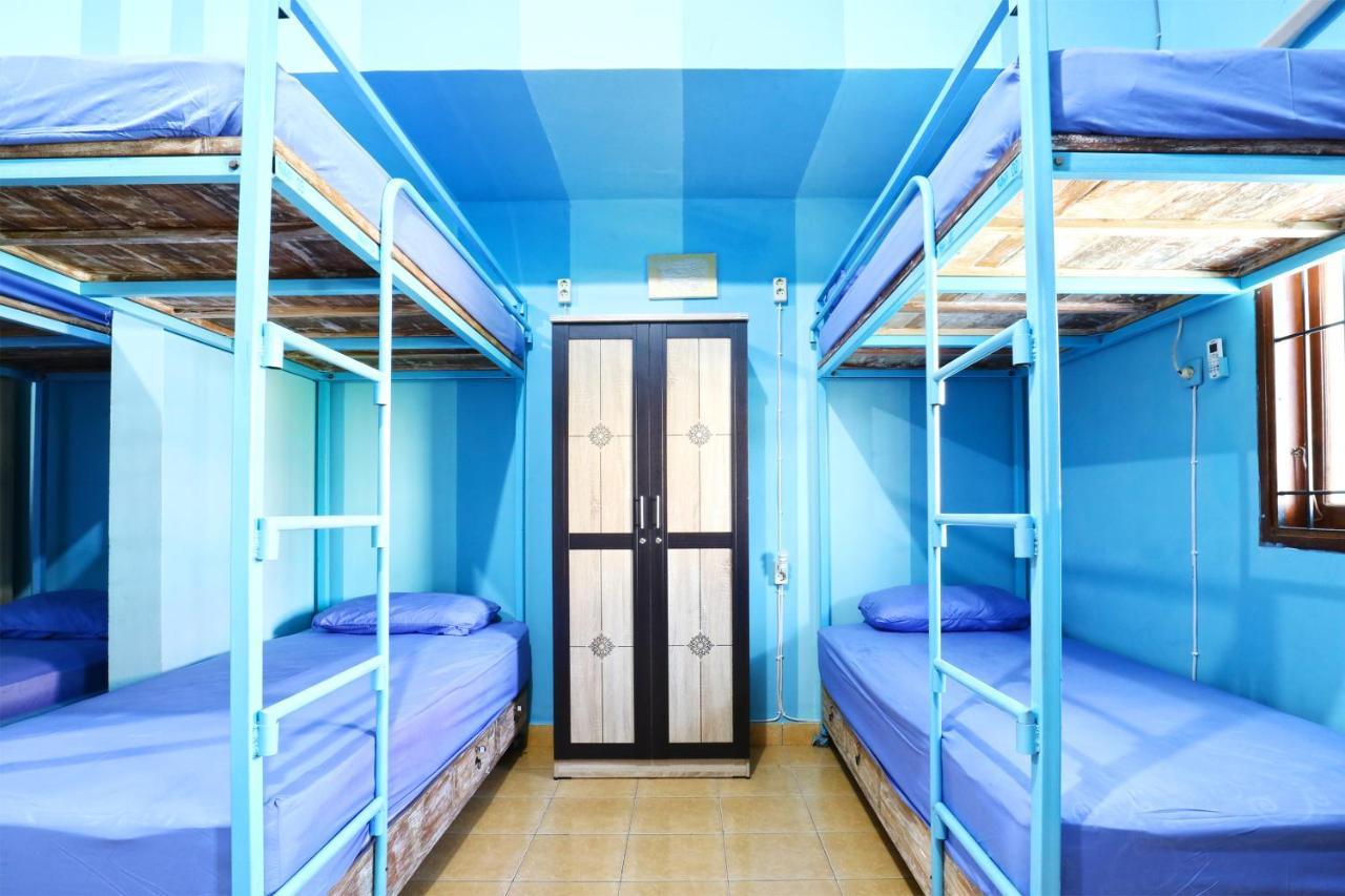 Balini 9 Hostel Denpasar Dış mekan fotoğraf