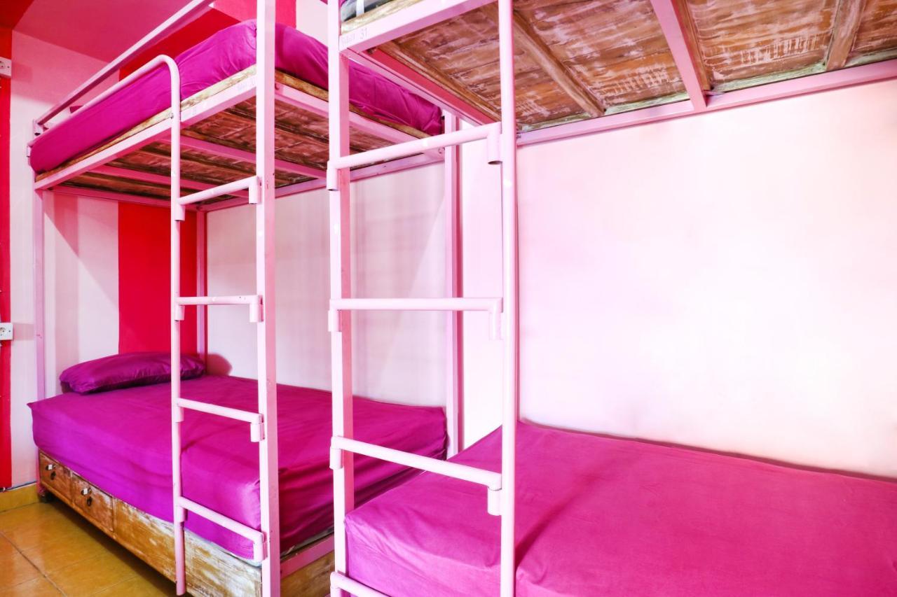 Balini 9 Hostel Denpasar Dış mekan fotoğraf