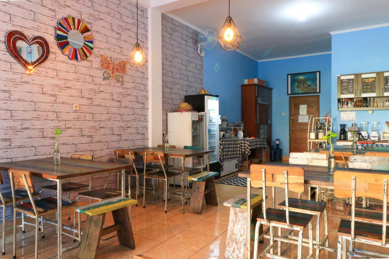 Balini 9 Hostel Denpasar Dış mekan fotoğraf